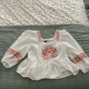 Universal threads pink embroidered squareneck top L